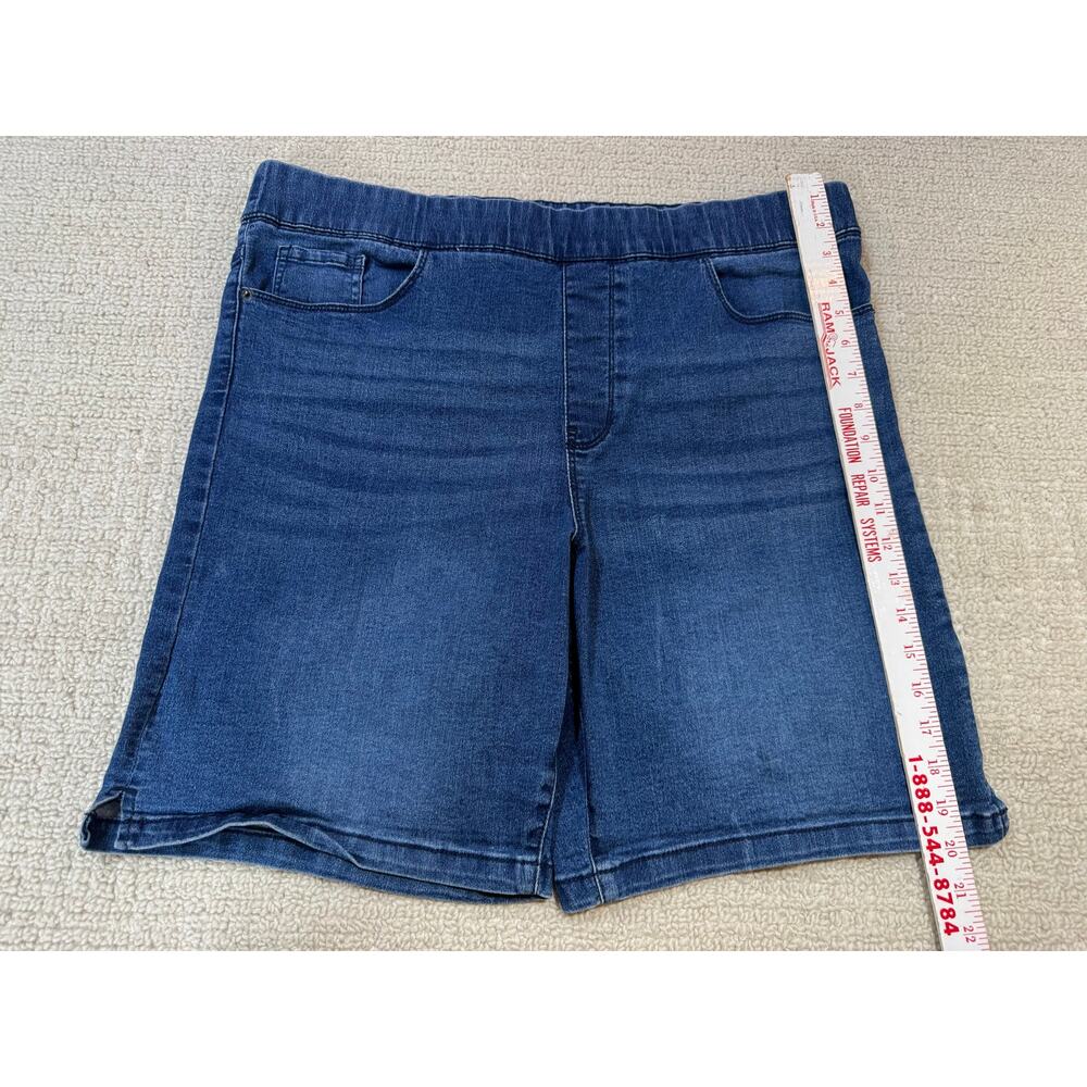 DKNY Jeans Womens XL Pull On Bermuda Shorts Stretch Denim Comfort Jorts Blue - Picture 3 of 10